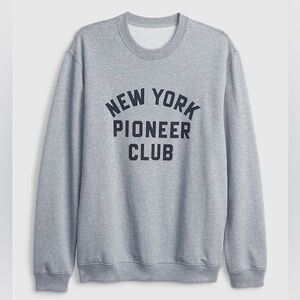 Gap x New York Pioneer Club Crewneck Sweatshirt in Gray Size L Unisex